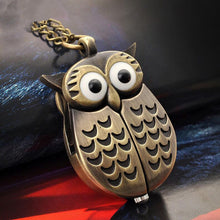 Load image into Gallery viewer, Bronze Owl Pocket Watch Flipping Creative Pocket Watch Quartz Watch Creative Hanging Table Creative Decoration