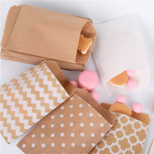 Load image into Gallery viewer, 50pcs Kraft Paper Bag Candy Biscuit Popcorn Bags Brown White Wave Dot Packing Pouch Pastry Tool Wrapping Wedding Party Supplies
