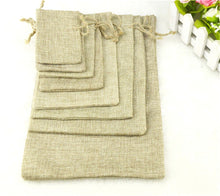 Load image into Gallery viewer, 1pcs Linen Jute Drawstring Gift Bags Sacks Wedding Birthday Party Favors Drawstring Gift Christmas Bags Baby Shower Supplies
