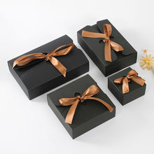 将图片加载到图库查看器，20pcs/lot Kraft paper  boxes with ribbon White Black  red Candy Bag Wedding Gift Box Package Birthday Party Decoration Bags
