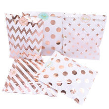 将图片加载到图库查看器，25pcs/pack 18cm Gift Bags Paper Pouch Rose Gold Paper Food Safe Bags Birthday Wedding Party Favors Gift Bags Packing for Guests
