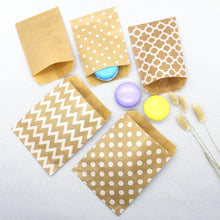 Load image into Gallery viewer, Kraft Paper Bags,Favour bags, treat bags,gift wrapping bag, baked goods bag,Pastry Tool Wrapping Wedding Party Suppl 25pcs/lot
